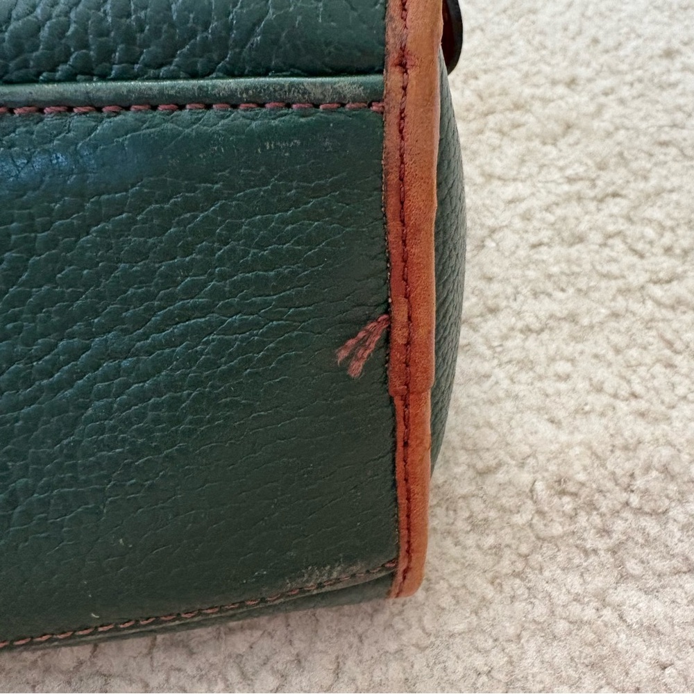 Vintage Liz Claiborne Green and Brown Leather Bag - Picture 13 of 16